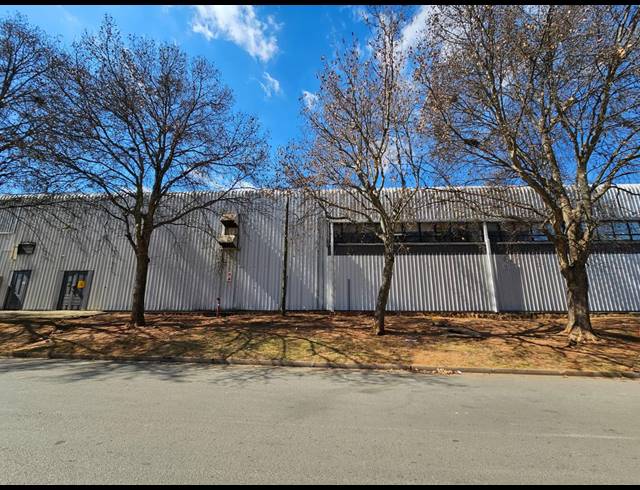 12,732M² WAREHOUSE TO LET IN HERIOTDALE